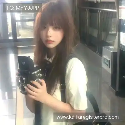 骆铖柳